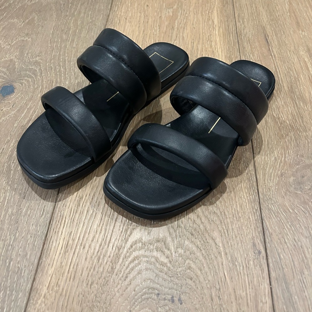 Dolce Vita Black Strap Sandals - Picture 2 of 4